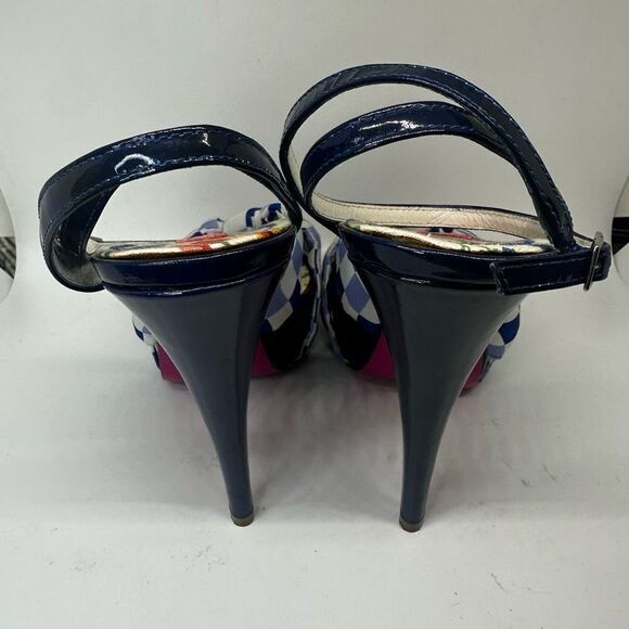 Betsey Johnson Plaid Knotted Patent Leather Platform Heel - Picture 6 of 8